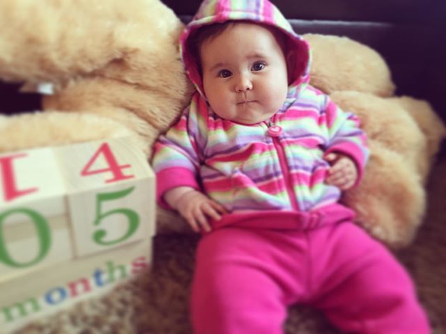 Cheeks for days…