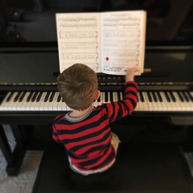 Sing us a song you’re the piano man. Sing us a song tonight. #DeclanEmmett