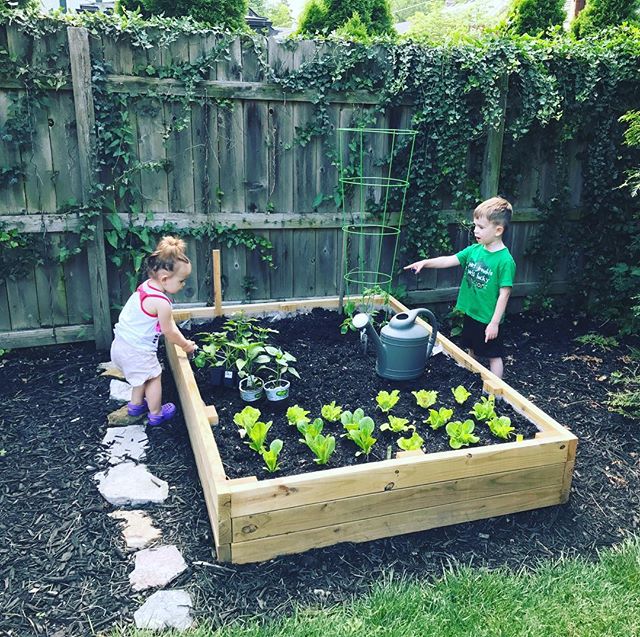 The family that gardens together, grows together…